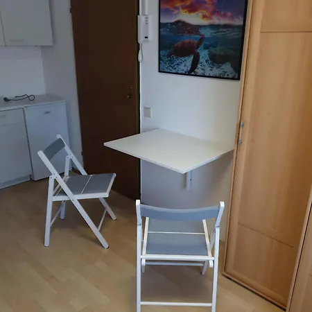 Zimmervermietung Mueller 3* Zeltweg